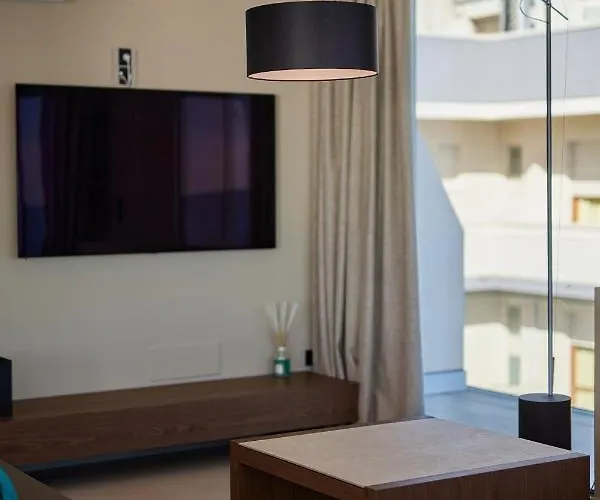 Delle Nazioni 페자로