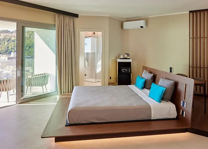 Delle Nazioni 페자로