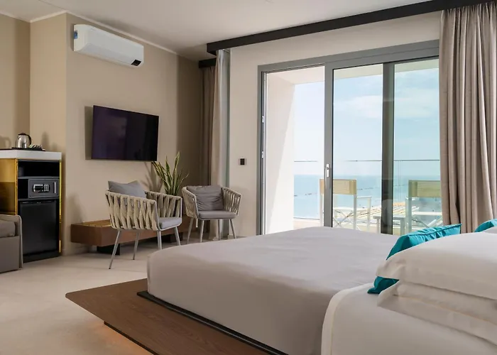 Delle Nazioni 호텔 페자로