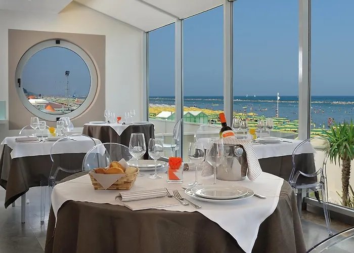 Delle Nazioni 호텔 페자로