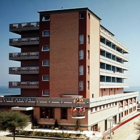 호텔 Delle Nazioni 3*